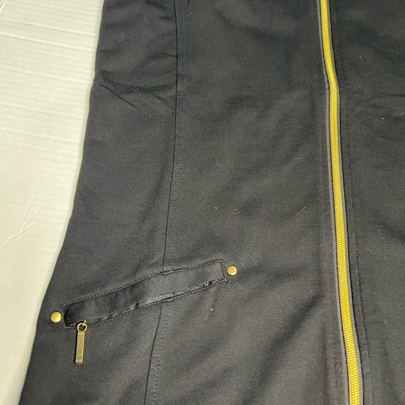 Quacker Factory Charcoal vest top - Picture 4 of 7